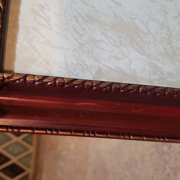 Vintage decorative cherry finish 8"x10" easel photo frame NWT - Picture 6 of 6